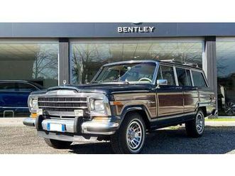 1989 jeep cherokee grand wagoneer a vendre