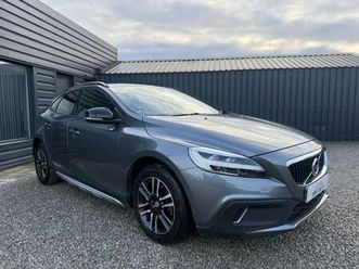 2016 volvo v40 2.0 t3 cross country nav plus