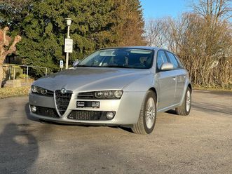 159 sportwagon 2.4 jtd progression q-tronic ab mfk 03.2025