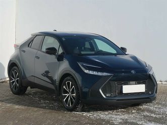 toyota c-hr style 1.8 hybrid automat, serv.kniha, navigácia