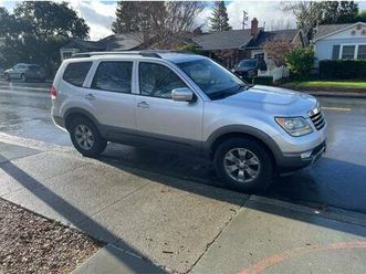 kia borrego (2009) for sale!