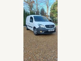 1.5 109 cdi blueefficiency l2 euro 6 (start/stop) 5dr