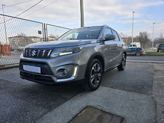 suzuki vitara 1,4, led, panorama, 4x4, navi, alu felge, servisna...