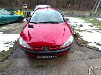 peugeot 206 1.4, 2000. godište, samo 84000 km