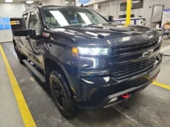 chevrolet silverado silverado 1500 lt trail boss crew cab * carfax * ≫ 2021 • 30 300 eur • id