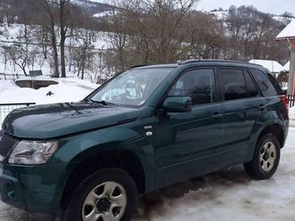 suzuki grand vitara 2 cornereva