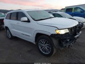 jeep grand cherokee summit* 5.7* v8* distronic* панорама* обдухване ≫ 2017 • 13 200 eur • id