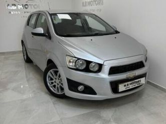 lt אוט׳ האצ'בק 5 דל 1.6 (116 כ״ס)