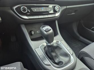 hyundai i30 1.5 t-gdi 48v classic +