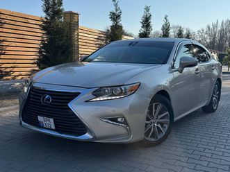 lexus es series an. 2016