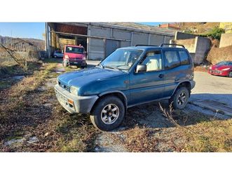 nissan terrano 2.7 3,500 eur