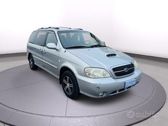 kia-carnival-2-9-16v-crdi-anno-2006-209-000km