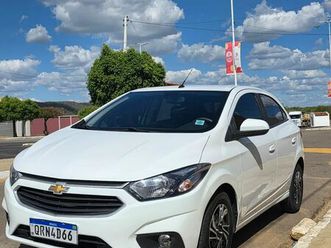 hatch lt 1.0 8v flex mec. 4p