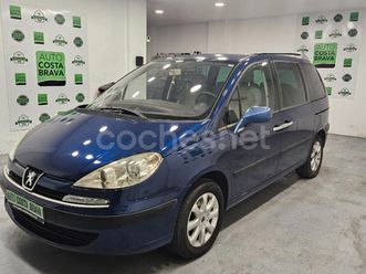 peugeot 807 st 2.2 16v universal mediterranea