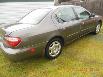 2000 infinity i30 low miles,,senior owned