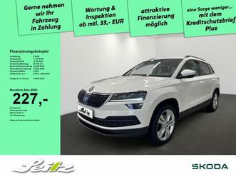 skoda karoq 1.6 tdi style *led*pdc*navi*sitzh*