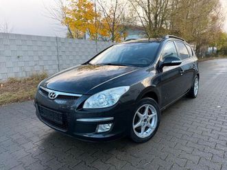hyundai i30 cw premium/leder/klima/tüv05.2026