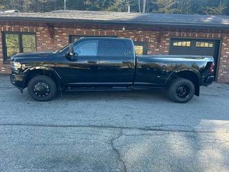 2020 ram 3500 laramie crew cab lwb 4wd drw