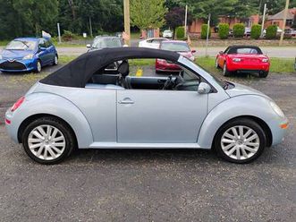 2010 vw beetle convertable