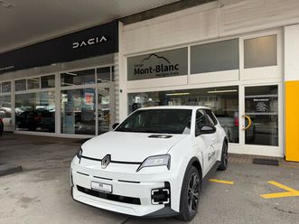 r5 e-tech comfort range 52 kwh techno