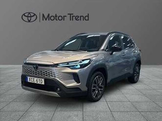 corolla cross 1,8 hybrid style