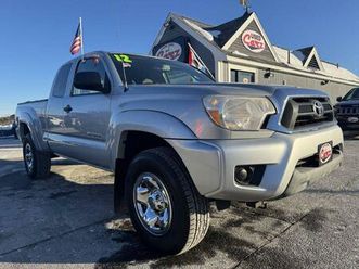 used 2012 toyota tacoma base