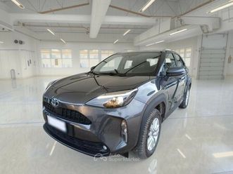 toyota yaris cross 1.5h 92cv e-cvt business