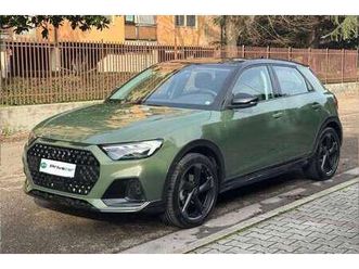a1 allstreet 30 tfsi s tronic identity contrast