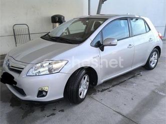 toyota auris 1.8 hibrido active