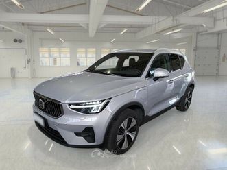 volvo xc40 t4 recharge plug-in auto core