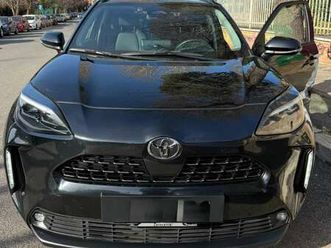 yaris cross 1.5h lounge fwd 130cv e-cvt