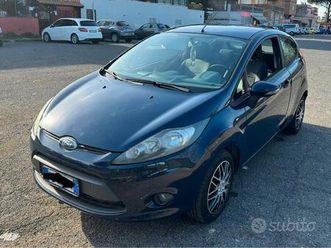 ford fiesta benzina