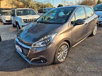 peugeot 208 puretech 82 5p. gpl allure