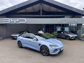 82.5kwh excellence auto awd 4dr