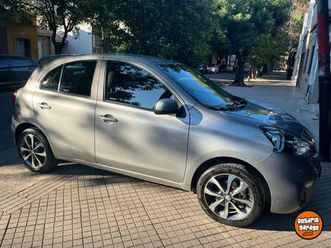 vendo nissan march
