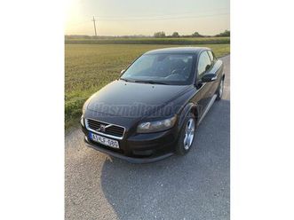 volvo c30 2.4 d [d5] momentum geartronic