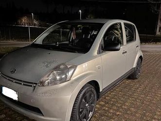 daihatsu sirion 2007