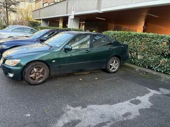 lexus is200 – 2000 – 161’000 km – roulante – non expertisée