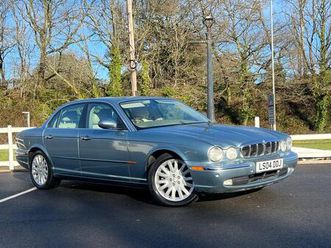 4.2 xj8 se 4dr