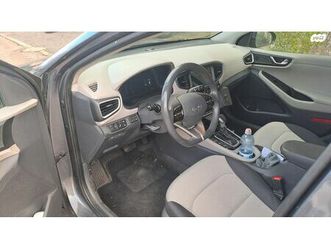 supreme היברידי אוט׳ 1.6 (141 כ״ס) [2016-2019]