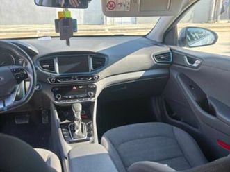 premium היברידי אוט׳ בנזין 1.6 (141 כ״ס)