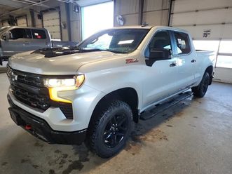 chevrolet silverado * 4wd crew cab 157 lt trail boss * carfax * б