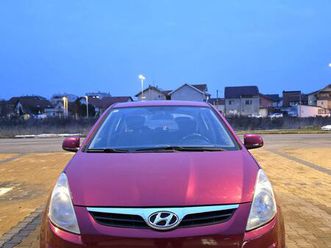 hyundai i20 1,2 benzin+lpg (plin) |parking senzori | klima | reg. 7/26, 2010 god.