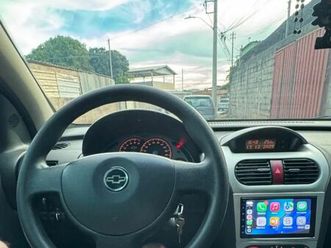 hat. premium 1.4 8v econoflex 5p