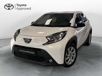 toyota aygo x 1.0 vvt-i 72 cv 5 porte limited s-cvt del 2022 usata a prato