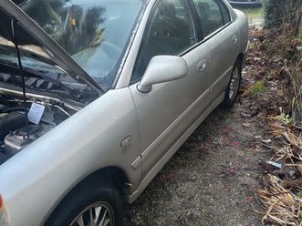 mitsubishi carisma 1,6