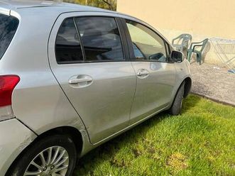 yaris con adattamenti per paraplegia