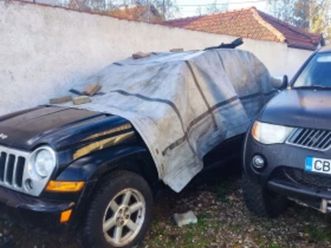 jeep cherokee 3.7 petrol / 2.8 crd ≫ 2004 • 12 345 лв. • id