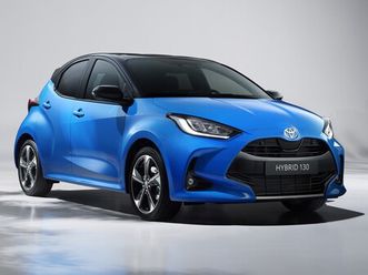 toyota yaris 1,5 hybrid 130 style bi-tone