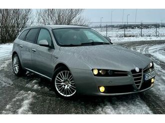 alfa romeo 159 // automata //1.9jtd - 2999 euro brasov